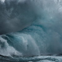 Les vagues de la mer sont des baisers